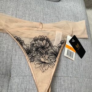 NWT Wacoal Nude Panties sz S